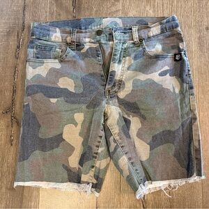 Born Primitive Camo Flex Stretchy Jort 6” Men’s S Jean Shorts